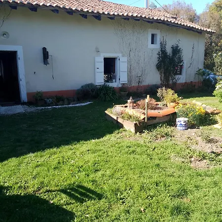 ベッド・アンド・ブレックファスト Bed And Cepes *