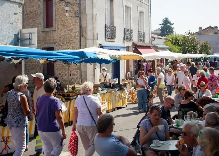 Bed And Cepes فندق مبيت وإفطار Busserolles